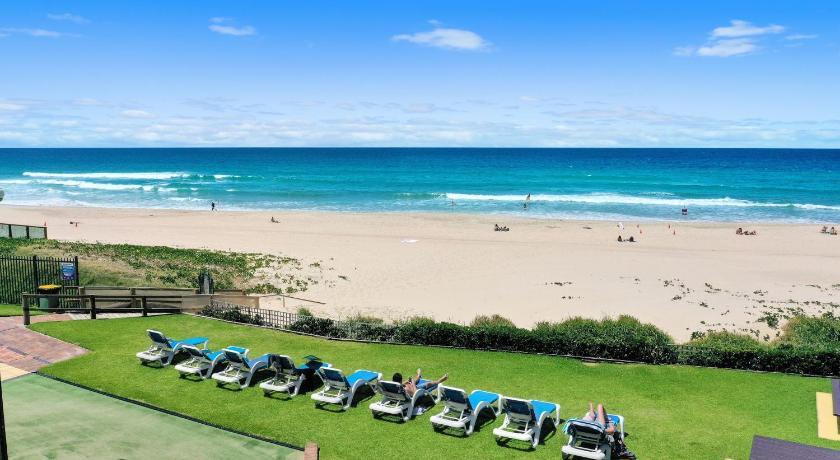 Breakers North Absolute Beachfront Apartments - Official Gold Coast Kültér fotó