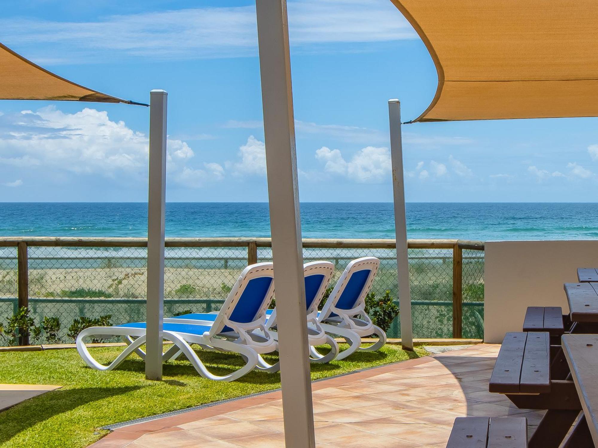 Breakers North Absolute Beachfront Apartments - Official Gold Coast Kültér fotó